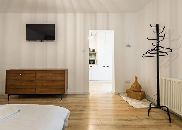 Long Street - Historic Center Apartment *