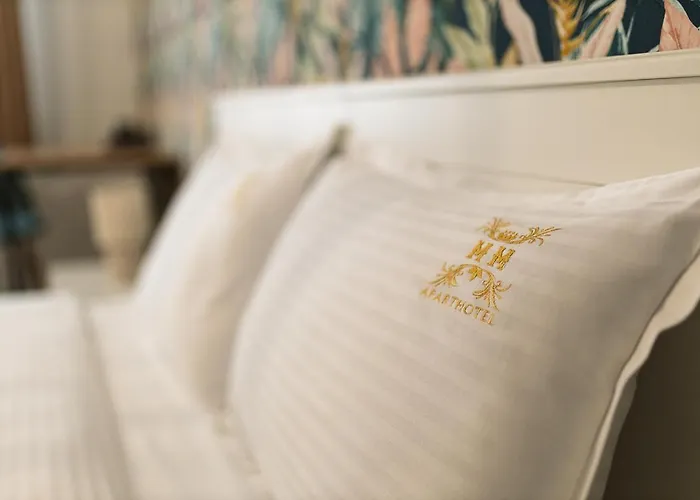 Long Street - Historic Center